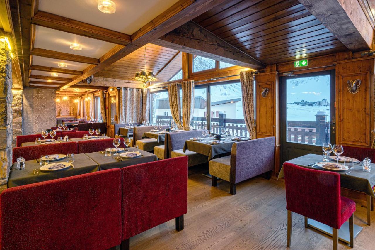 טיגנס Hotel Les Campanules By Les Etincelles מראה חיצוני תמונה