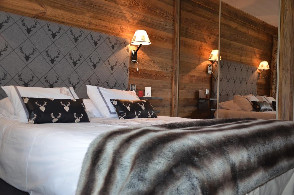 טיגנס Hotel Les Campanules By Les Etincelles מראה חיצוני תמונה
